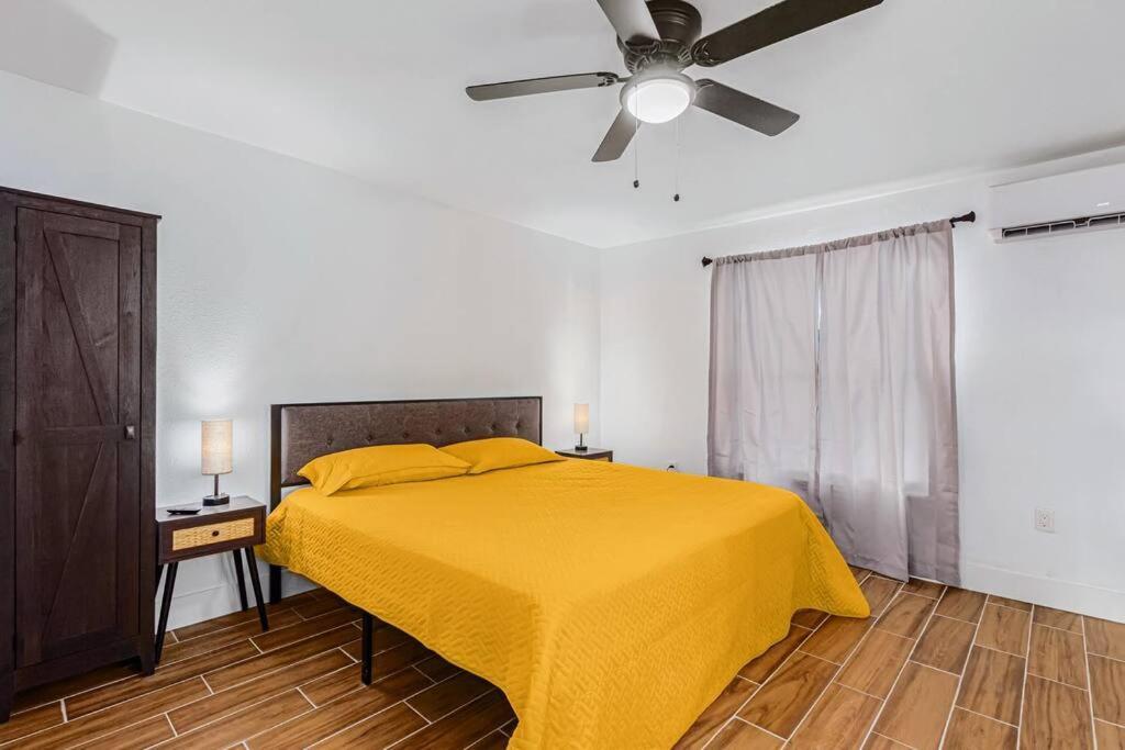 Phoenix Retreat - 1 Bedroom King Suite With 2 Smart Tvs - 10 Min From Airp - Unit B מראה חיצוני תמונה